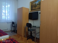 Kiad szoba fi diknak