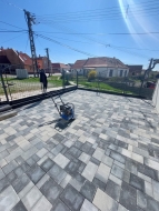 K�m�ves Munk�k V�llal�sa P�cs �s k�rny�ke